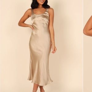 Petal and Pup Sawyer Dress Size Small